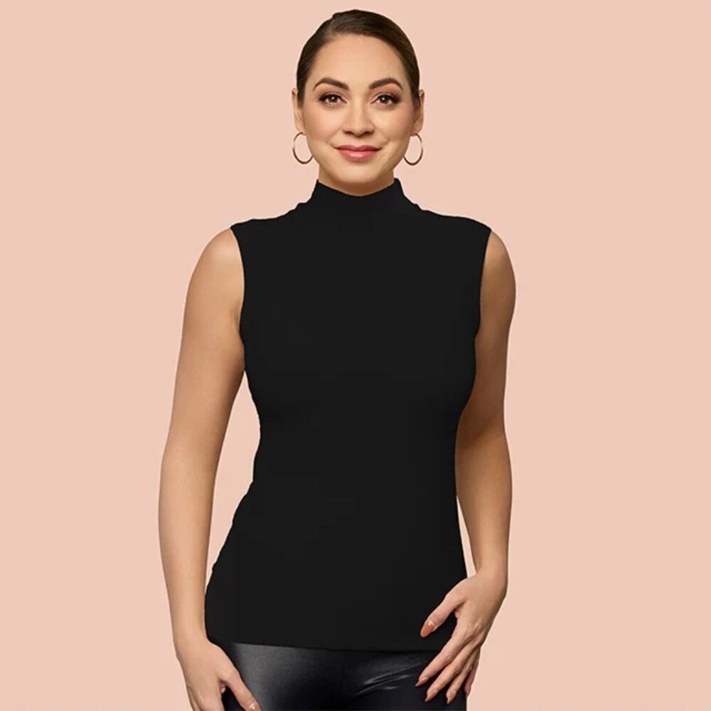 Mainbocher Ribbed Mock-Neck Sleeveless Top 🖤